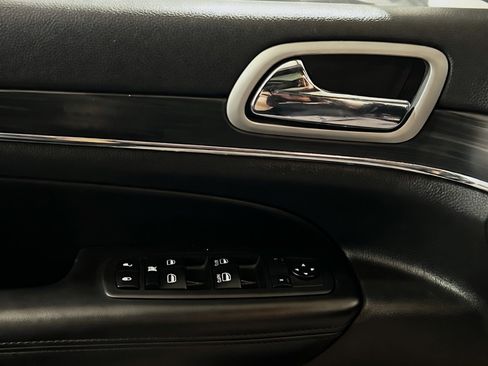 Used 2020 Jeep Grand Cherokee Limited w/ Luxury Group II RWD image 14