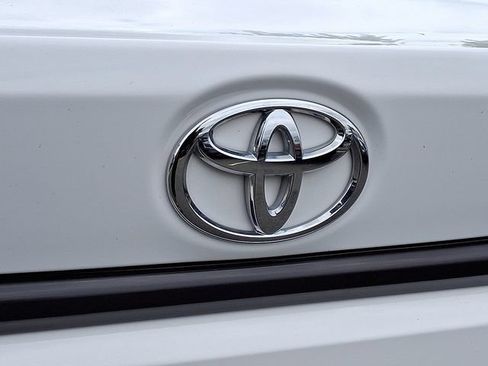 Used 2024 Toyota Corolla LE FWD image 28
