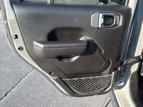 Used 2021 Jeep Wrangler Unlimited Sport AWD/4WD image 17