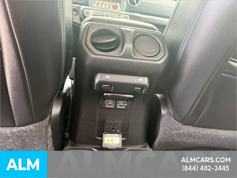 Used 2020 Jeep Gladiator Overland AWD/4WD image 14