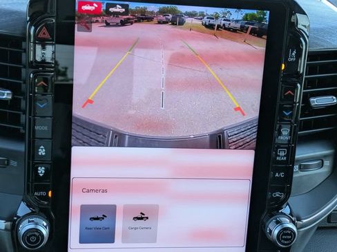 New 2026 RAM 3500 Laramie AWD/4WD image 27