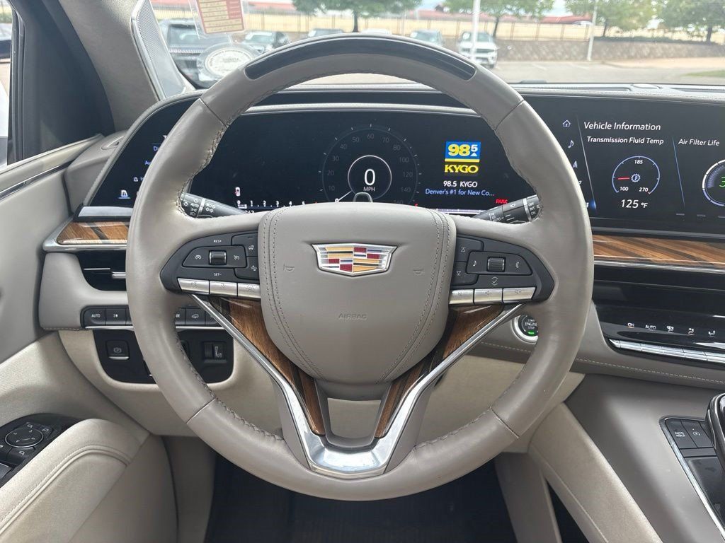 Certified 2024 Cadillac Escalade ESV Sport Platinum w/ LPO, ONYX Package AWD/4WD image 15