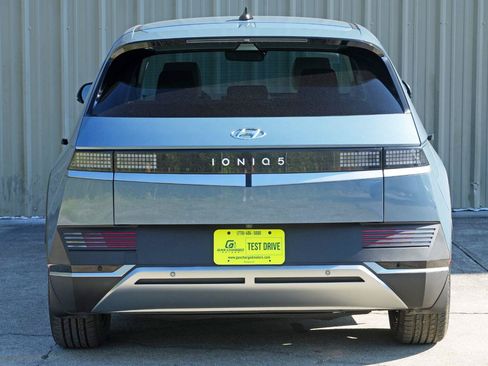 Used 2023 Hyundai Ioniq 5 SEL RWD image 49
