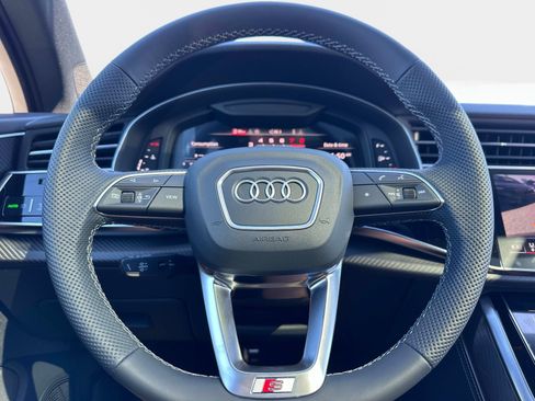 New 2026 Audi SQ7 Prestige image 26