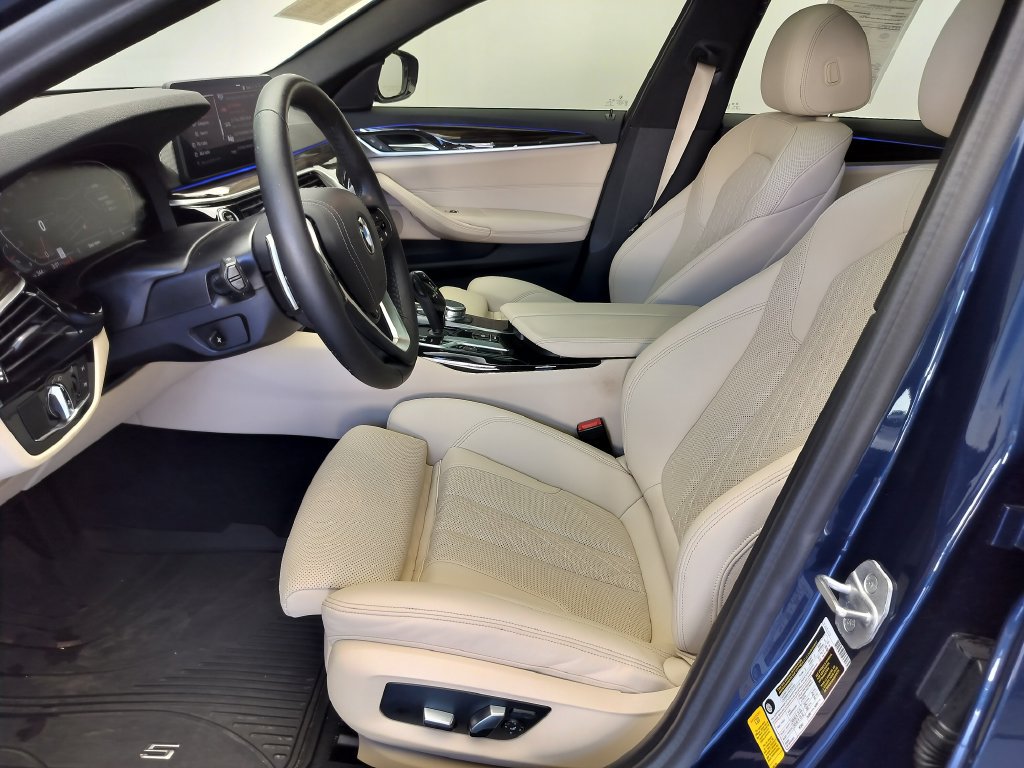 Certified 2021 BMW 540i w/ Convenience Package RWD image 8