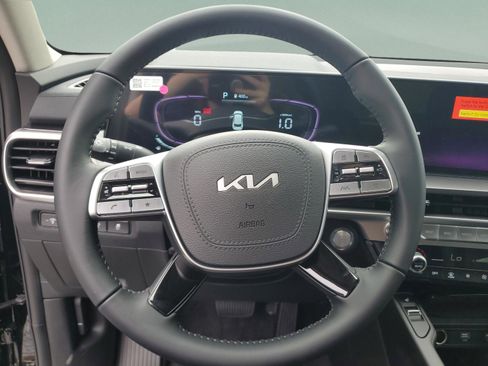 New 2025 Kia Telluride S image 14