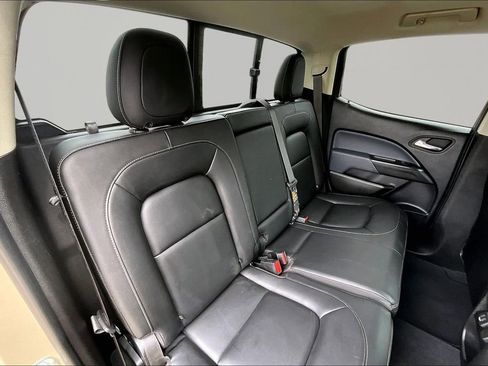 Used 2022 Chevrolet Colorado Z71 w/ Safety Package image 28