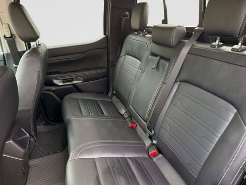 Used 2025 Ford Ranger Lariat w/ Chrome Accent Package AWD/4WD image 14