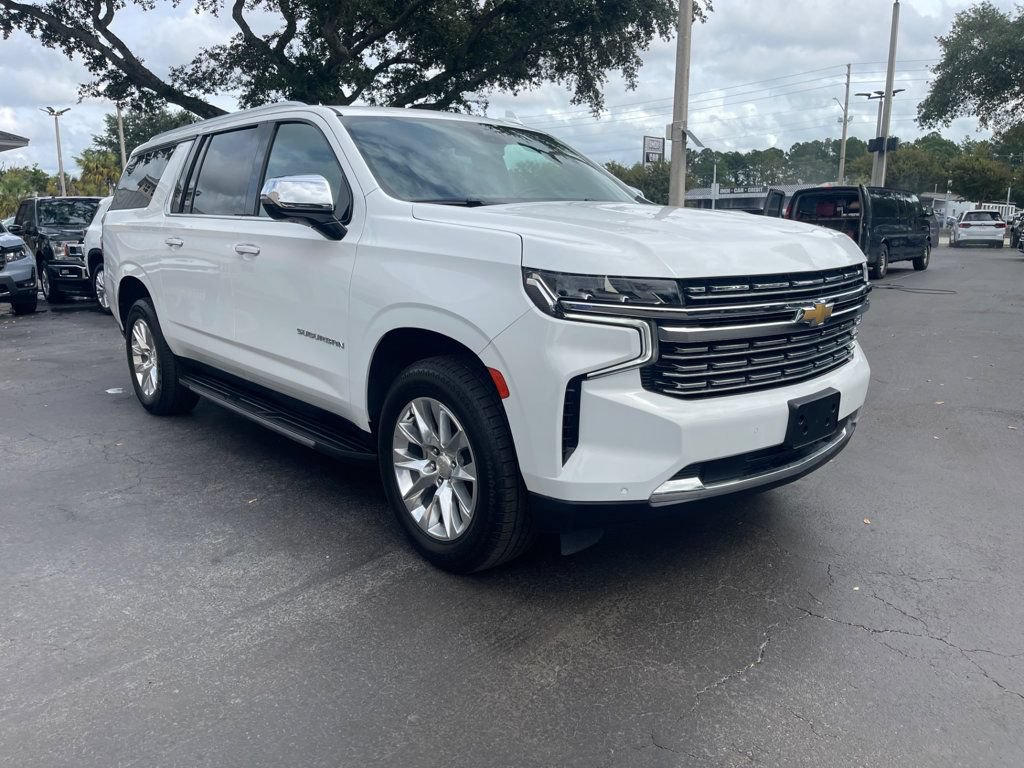 Used 2023 Chevrolet Suburban Premier AWD/4WD image 8