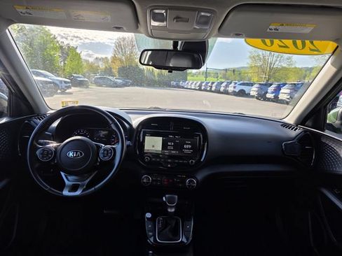 Used 2020 Kia Soul EX FWD image 18