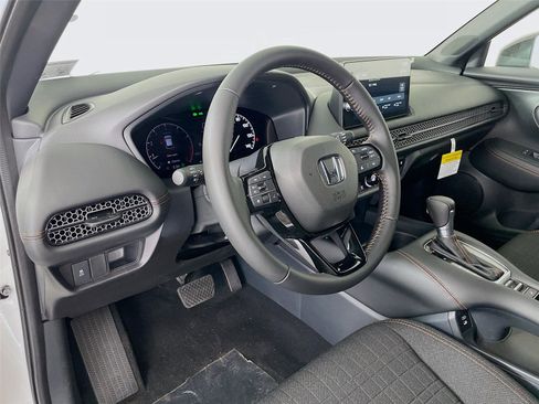 New 2026 Honda HR-V Sport image 7