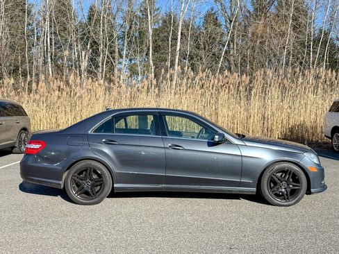 Used 2012 Mercedes-Benz E 350 4MATIC Sedan image 7