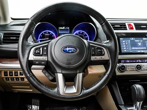 Used 2017 Subaru Outback 2.5i Limited AWD/4WD image 23