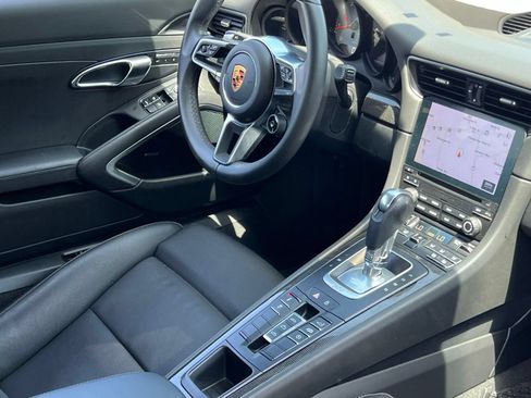 Certified 2019 Porsche 911 Carrera 4S AWD/4WD image 18