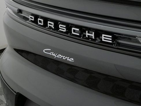 New 2026 Porsche Cayenne AWD image 37