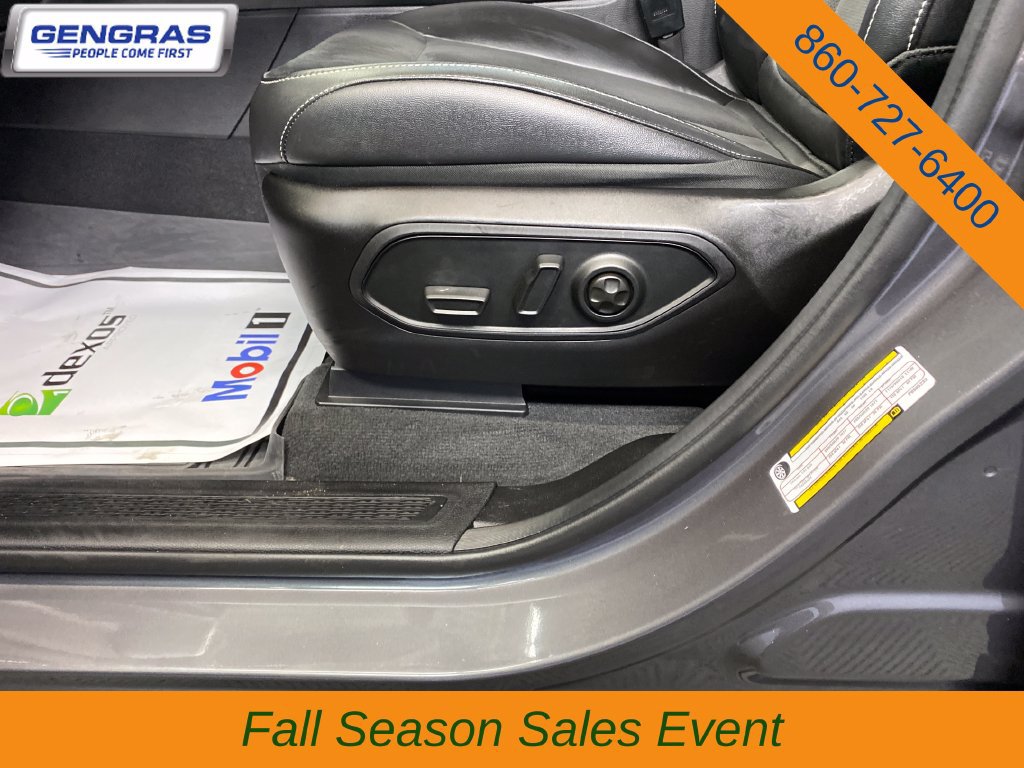 Used 2023 Jeep Grand Cherokee L Altitude AWD/4WD image 15