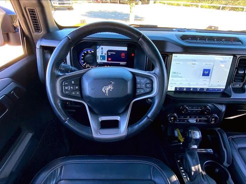 Used 2021 Ford Bronco First Edition image 6