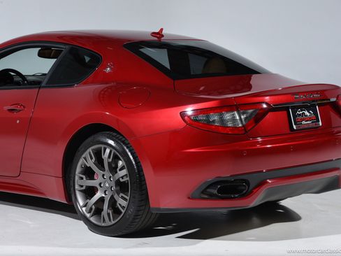 Used 2014 Maserati GranTurismo MC RWD image 18