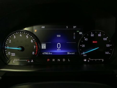 Used 2022 Ford Explorer XLT w/ Equipment Group 202A image 35