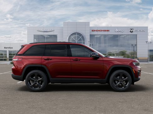 New 2025 Jeep Grand Cherokee Limited w/ Black Appearance Package AWD/4WD image 31