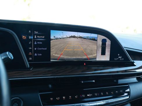 Used 2023 Cadillac Escalade ESV Sport Platinum w/ Heavy-Duty Trailer Package AWD/4WD image 28
