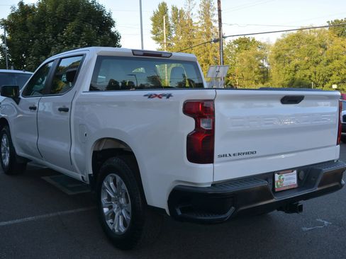 Used 2019 Chevrolet Silverado 1500 W/T w/ Trailering Package image 5