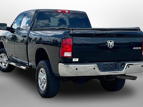 Used 2017 RAM 2500 Tradesman w/ Chrome Appearance Group AWD/4WD image 9