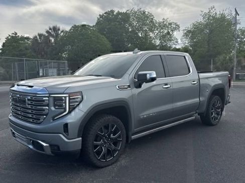 Used 2025 GMC Sierra 1500 Denali AWD/4WD image 1