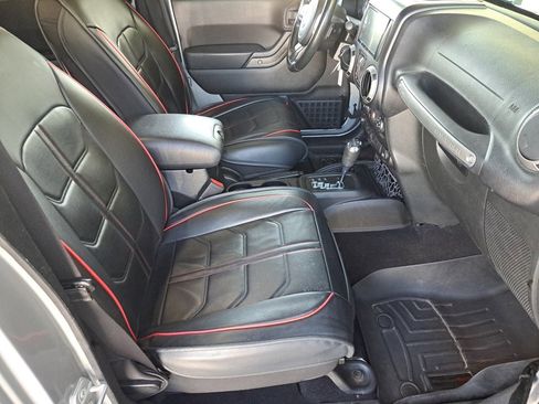 Used 2015 Jeep Wrangler Unlimited Sport w/ Quick Order Package 24S image 19