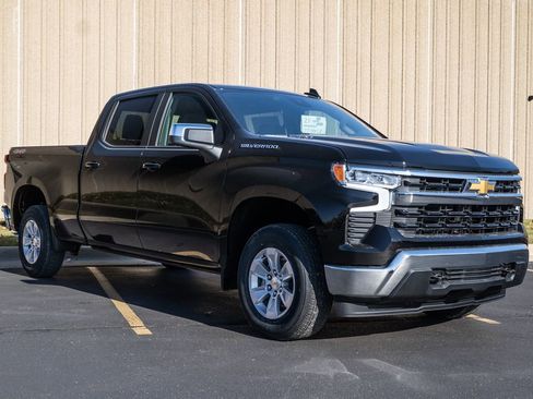 New 2026 Chevrolet Silverado 1500 LT image 2