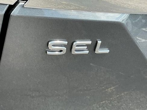 Certified 2025 Volkswagen Atlas SEL AWD/4WD image 10