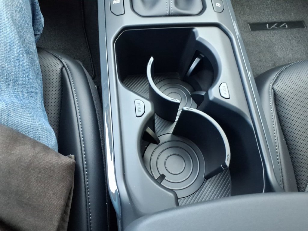 New 2026 Kia K4 GT-Line Turbo FWD image 12