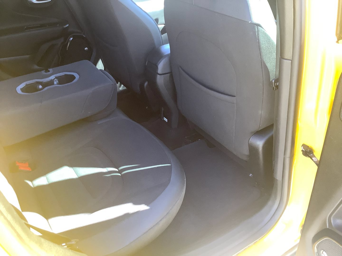 Used 2017 Jeep Renegade Altitude AWD/4WD image 14