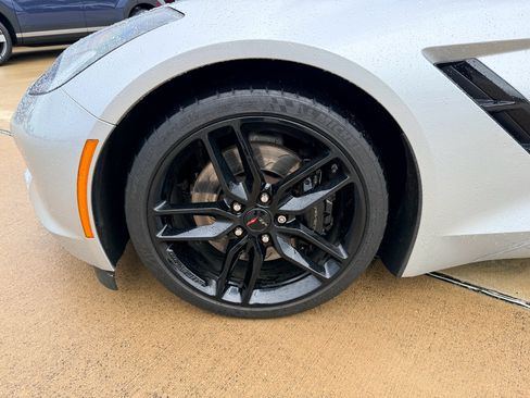 Used 2016 Chevrolet Corvette Stingray Coupe RWD image 29