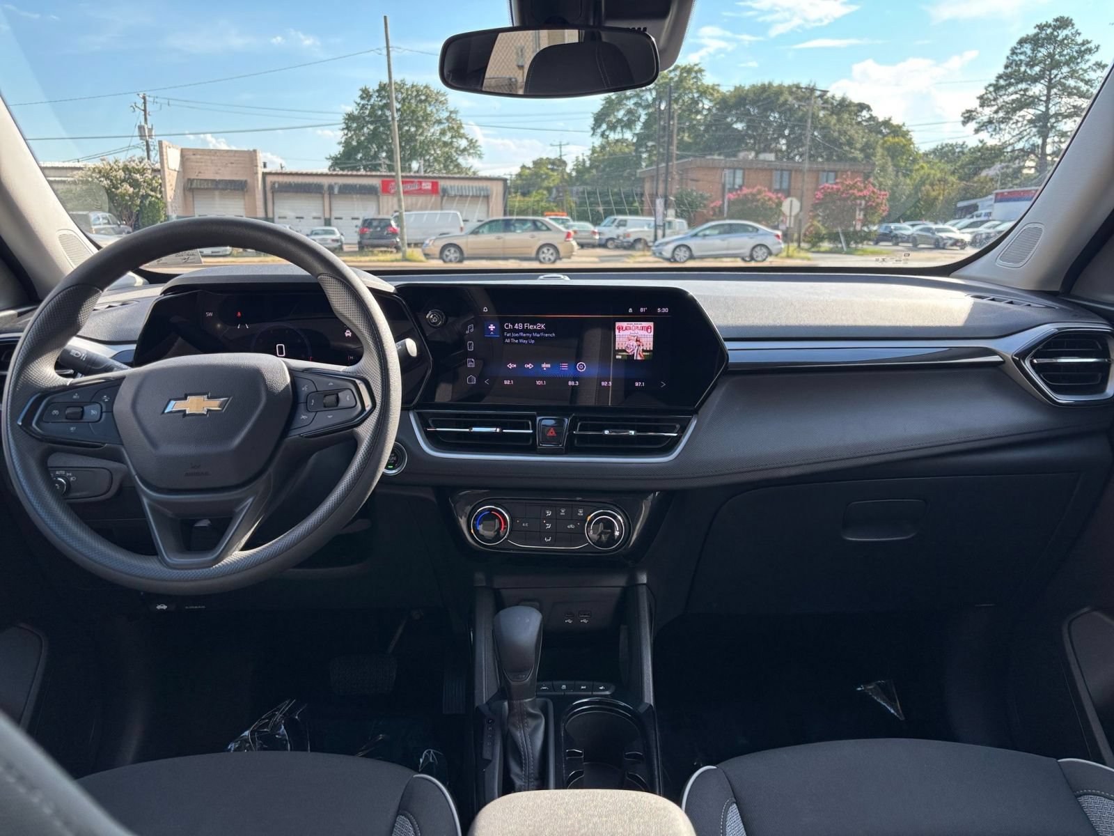 Used 2025 Chevrolet TrailBlazer LT FWD image 31