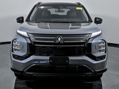 New 2025 Mitsubishi Outlander Trail image 4