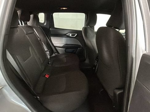 Used 2025 Jeep Compass Sport AWD/4WD image 29