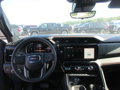New 2026 GMC Sierra 3500 AT4 w/ AT4 Premium Plus Package AWD/4WD image 17