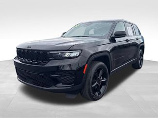 Used 2024 Jeep Grand Cherokee Altitude AWD/4WD video 2