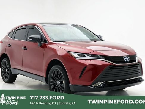 Used 2024 Toyota Venza Nightshade image 1