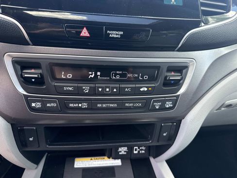 Used 2021 Honda Pilot Special Edition image 27