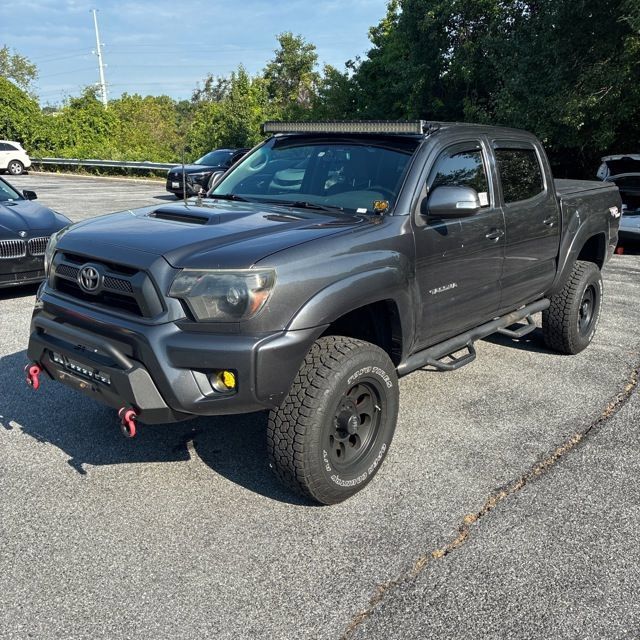 Used 2013 Toyota Tacoma 4x4 Double Cab w/ TRD Sport Pkg image 1