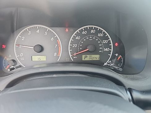 Used 2012 Toyota Corolla LE FWD image 21