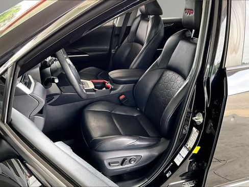 Used 2020 Toyota RAV4 TRD Off-Road w/ TRD Off-Road Weather Package AWD/4WD image 18