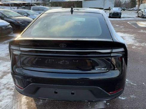 New 2026 Toyota Prius SE image 3