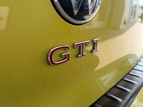 Used 2023 Volkswagen GTI 40th Anniversary Edition FWD image 42