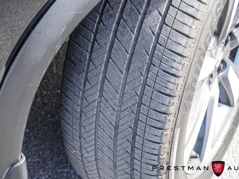 Used 2024 Honda Pilot Touring image 14