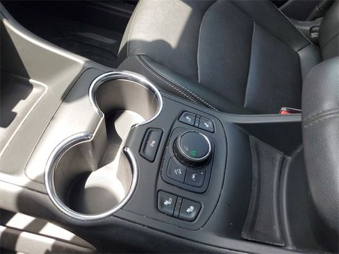 Certified 2022 GMC Terrain SLT w/ Tech Package image 31