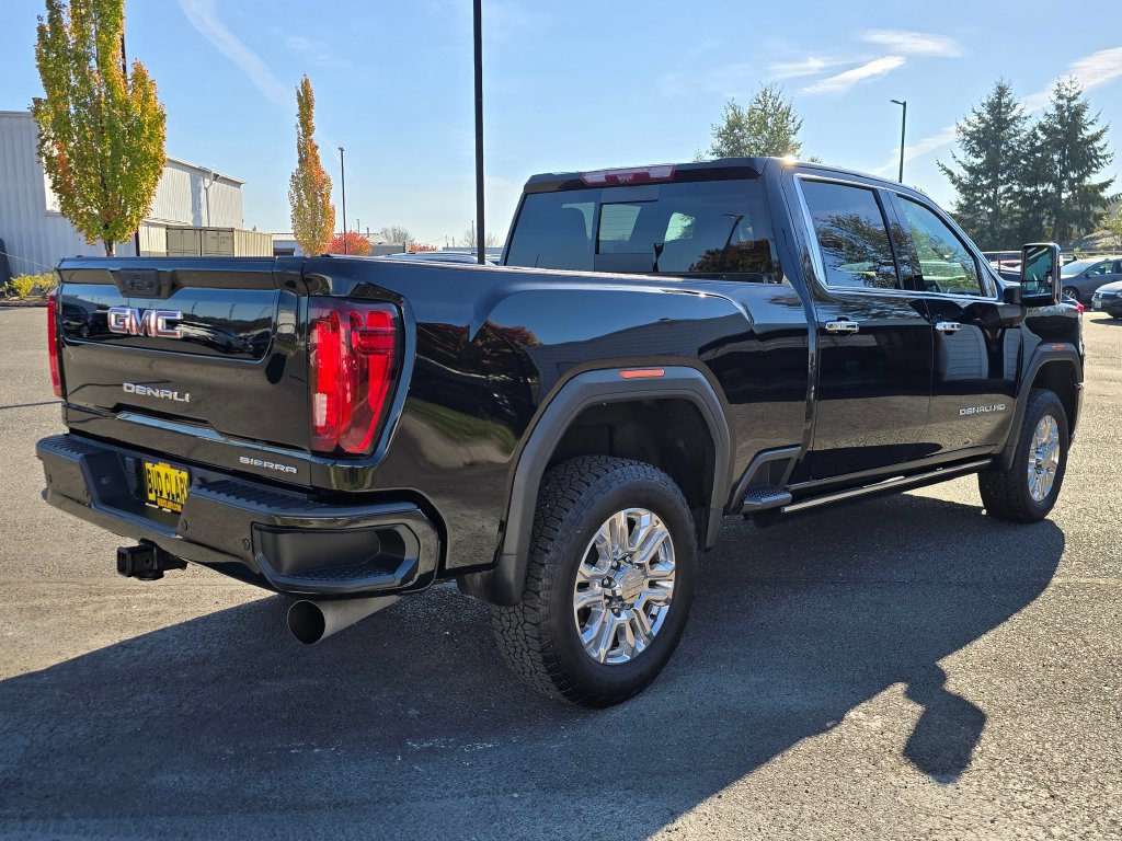 Used 2022 GMC Sierra 3500 Denali w/ Denali Ultimate Package AWD/4WD image 5
