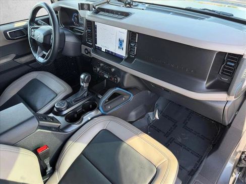 Used 2023 Ford Bronco Wildtrak AWD/4WD image 24